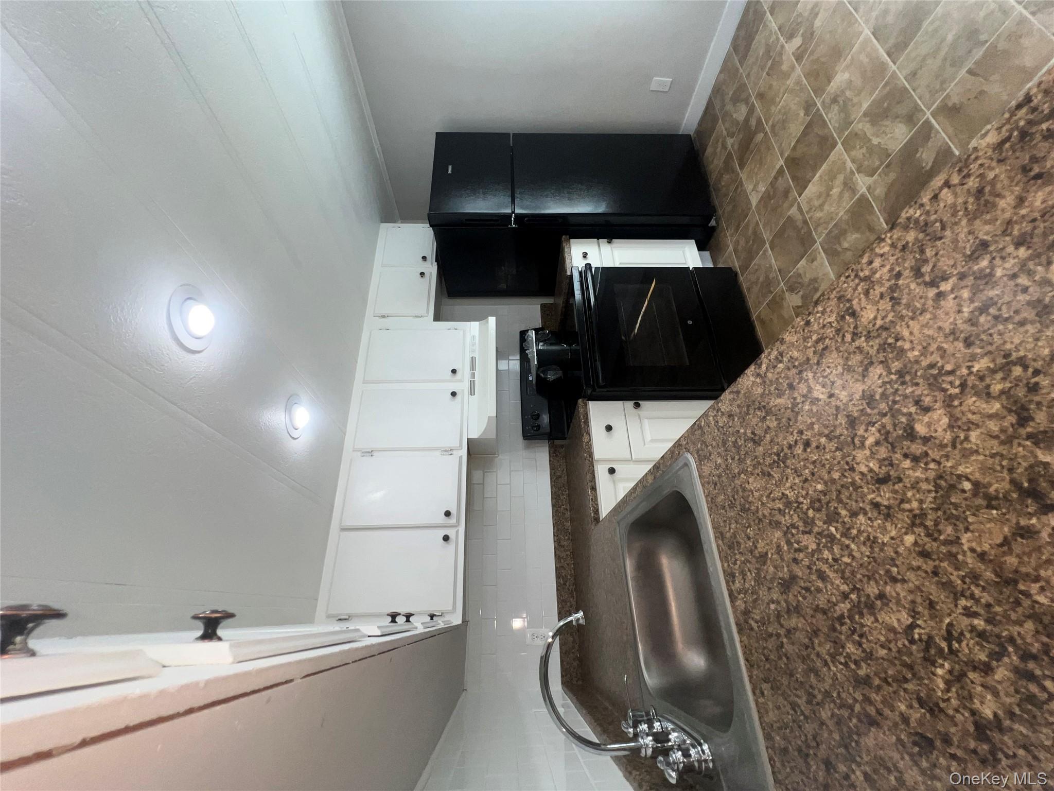 412 Forest Park, Wallkill, NY 12589