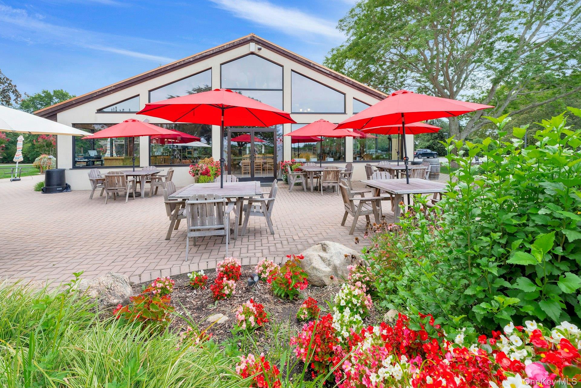 44075 Route 25, Peconic, NY 11971