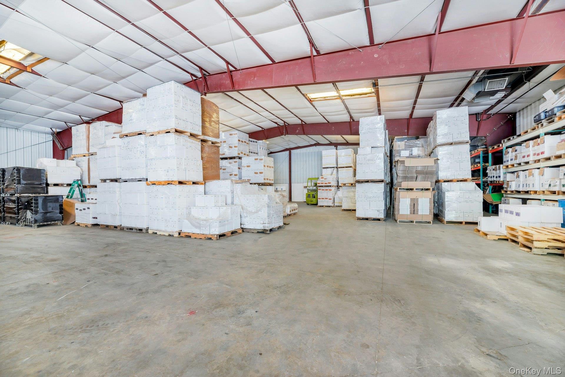 44075 Route 25, Peconic, NY 11971