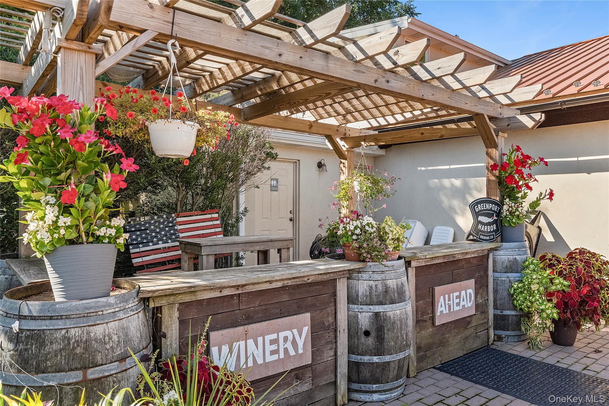 44075 Route 25, Peconic, NY 11971