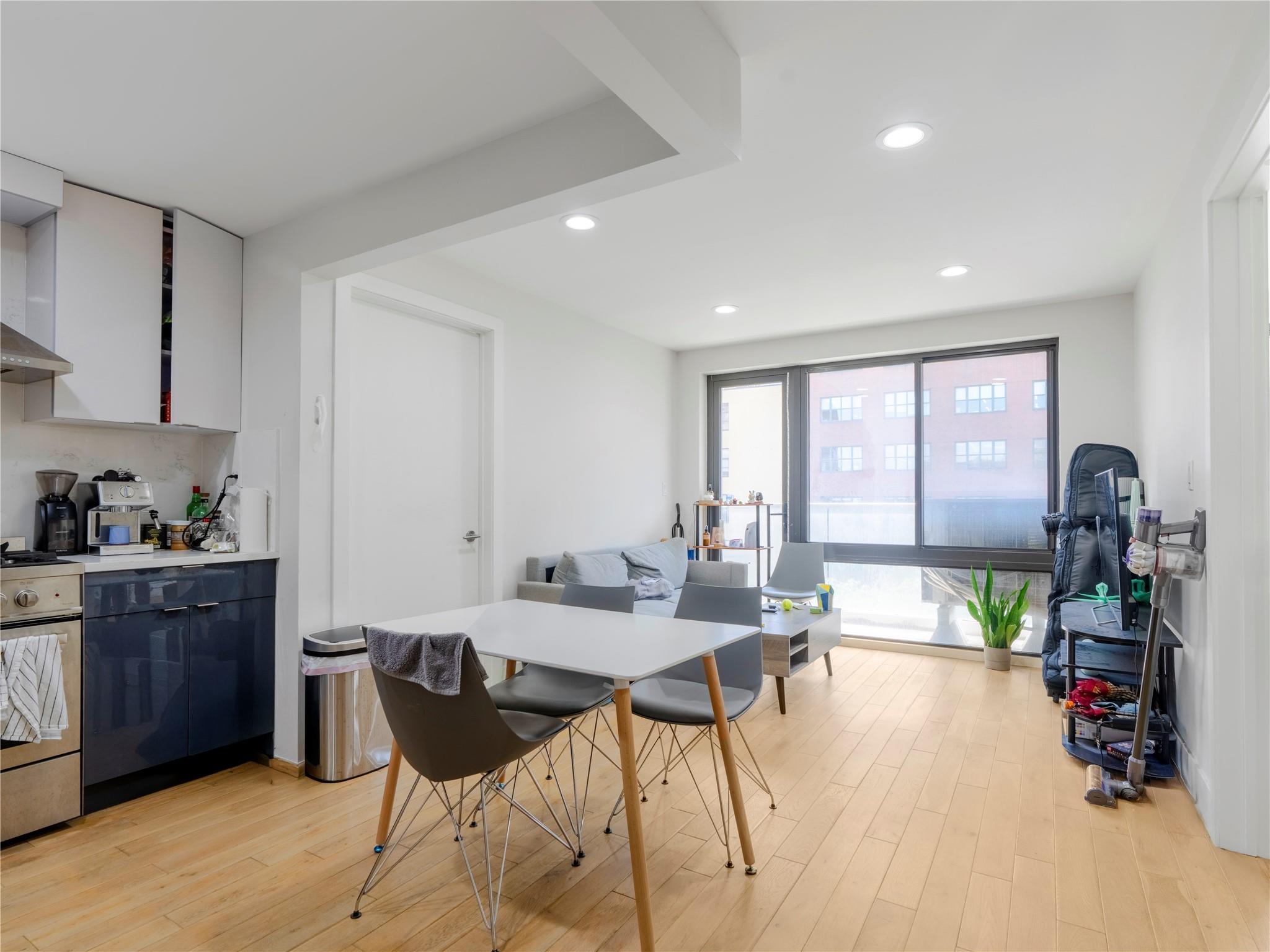 2705 41st Avenue # 5D, Long Island City, NY 11101