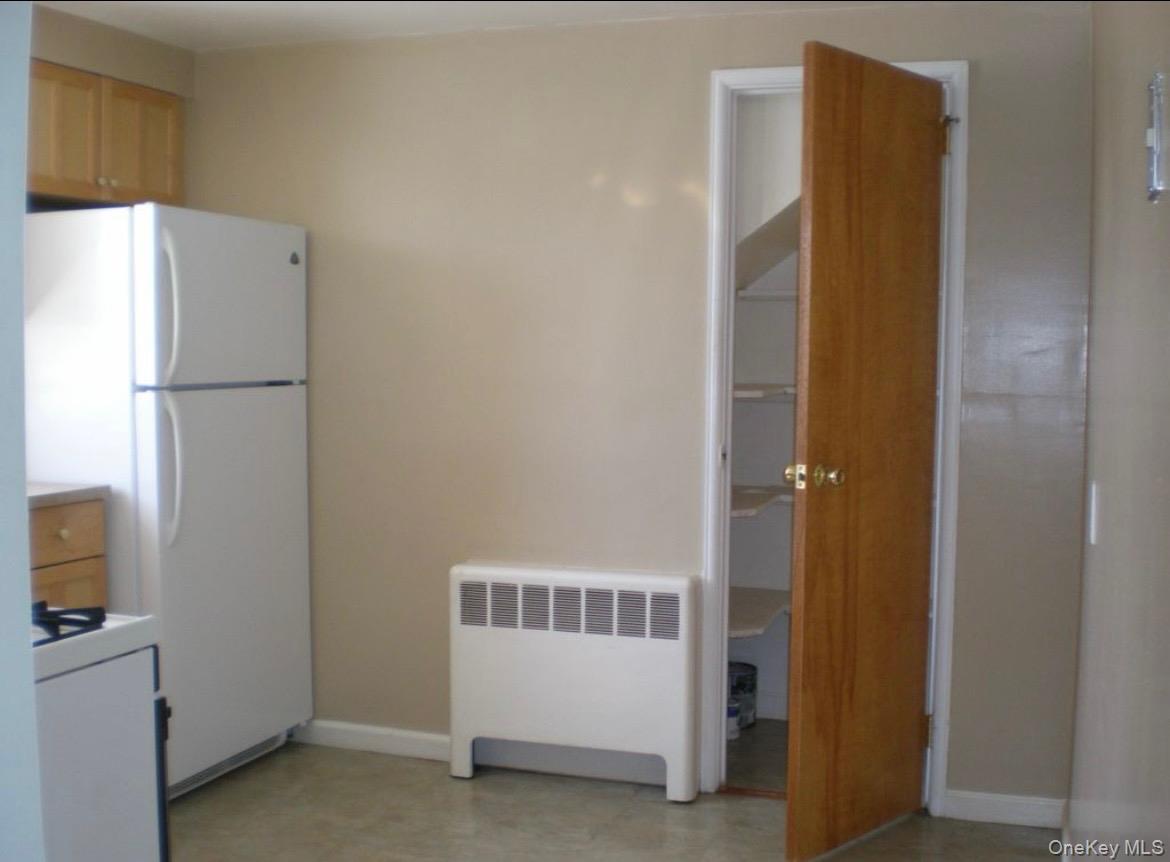 44 Jefferson Avenue, Lynbrook, NY 11563