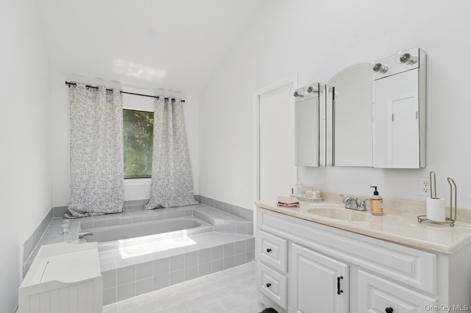 7 Fuller Drive, Ridge, NY 11961