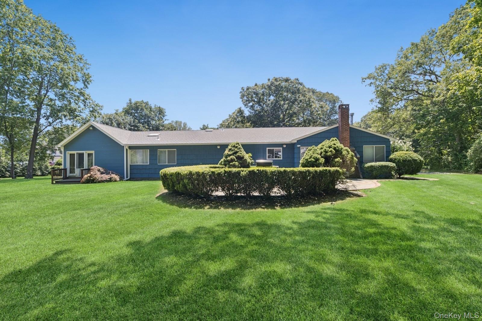 7 Fuller Drive, Ridge, NY 11961