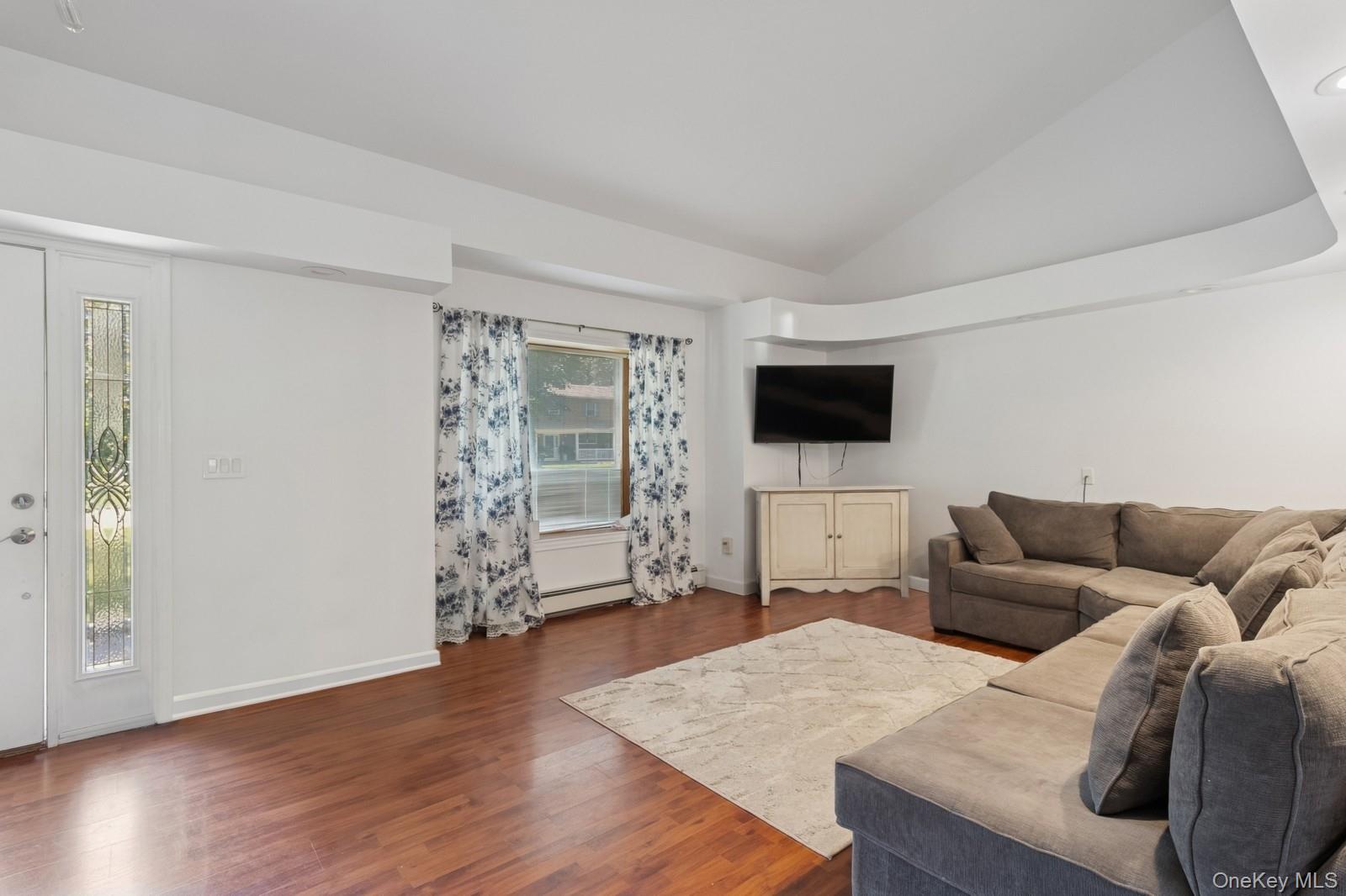 7 Fuller Drive, Ridge, NY 11961