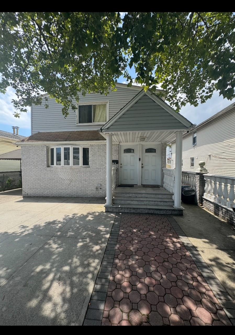 11628 Van Wyck Expressway, South Ozone Park, NY 11420