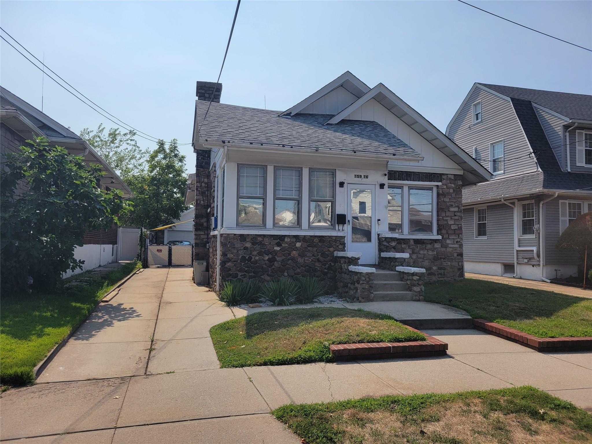 159-06 101 Street, Howard Beach, NY 11414
