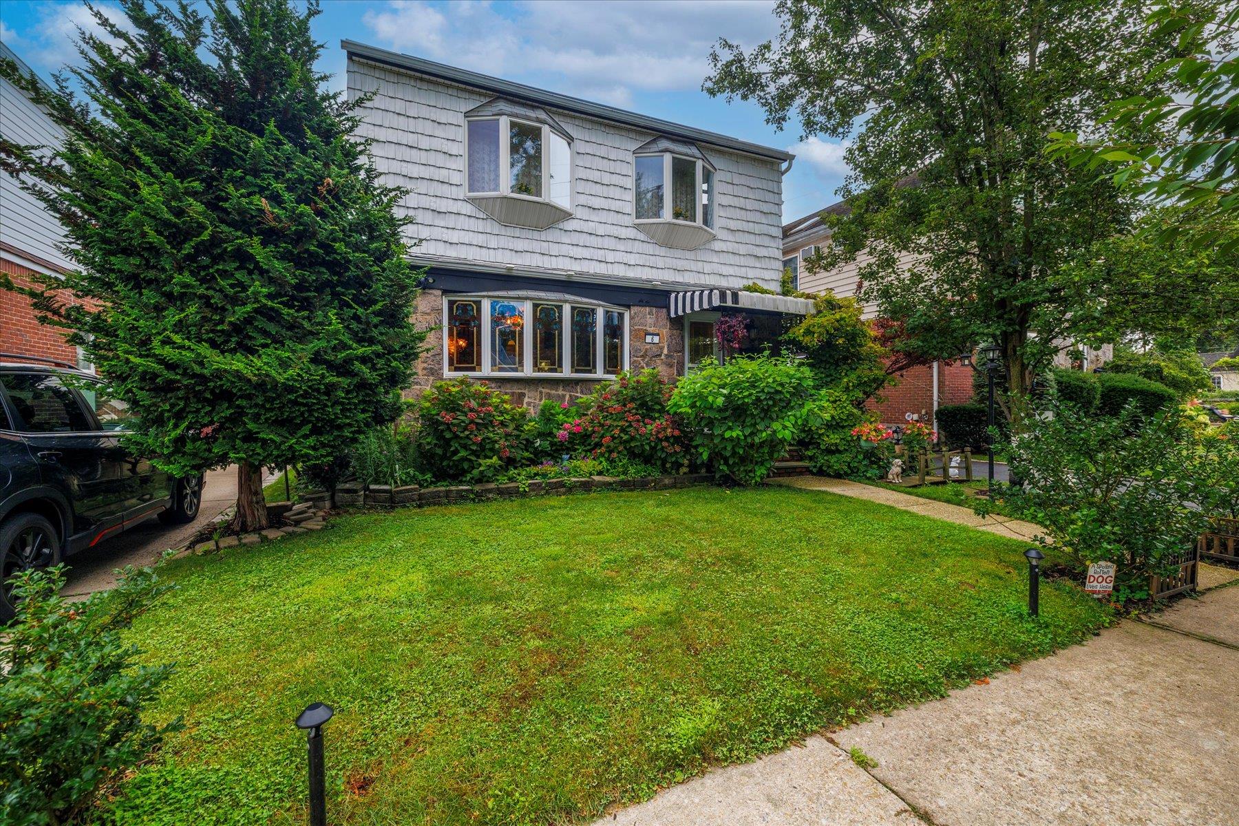 6 Fernwood Terrace N, Garden City, NY 11530