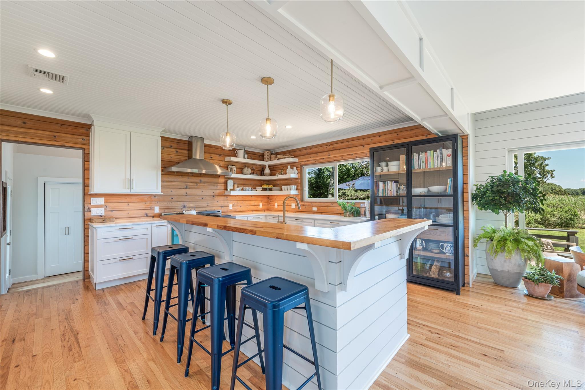 5805 Main Bayview Road, Southold, NY 11971