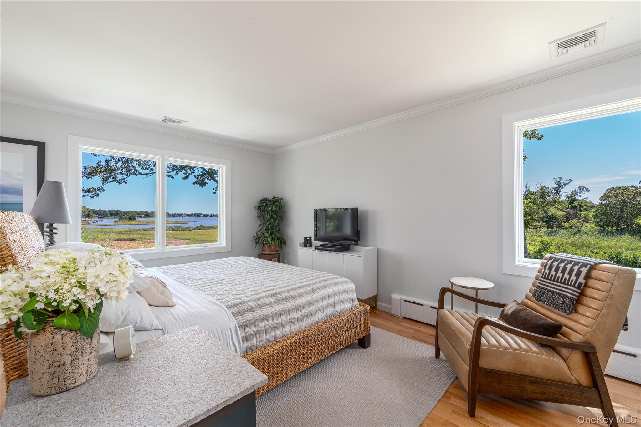 5805 Main Bayview Road, Southold, NY 11971