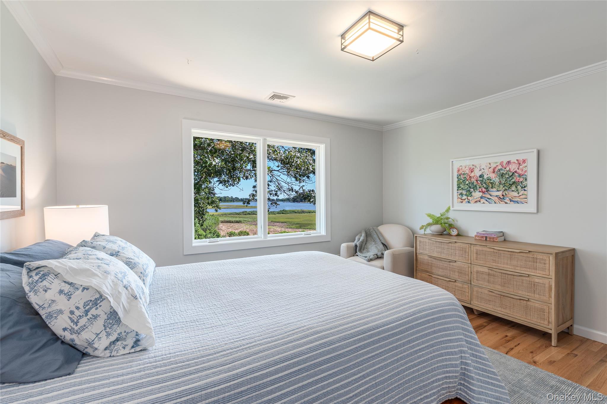 5805 Main Bayview Road, Southold, NY 11971