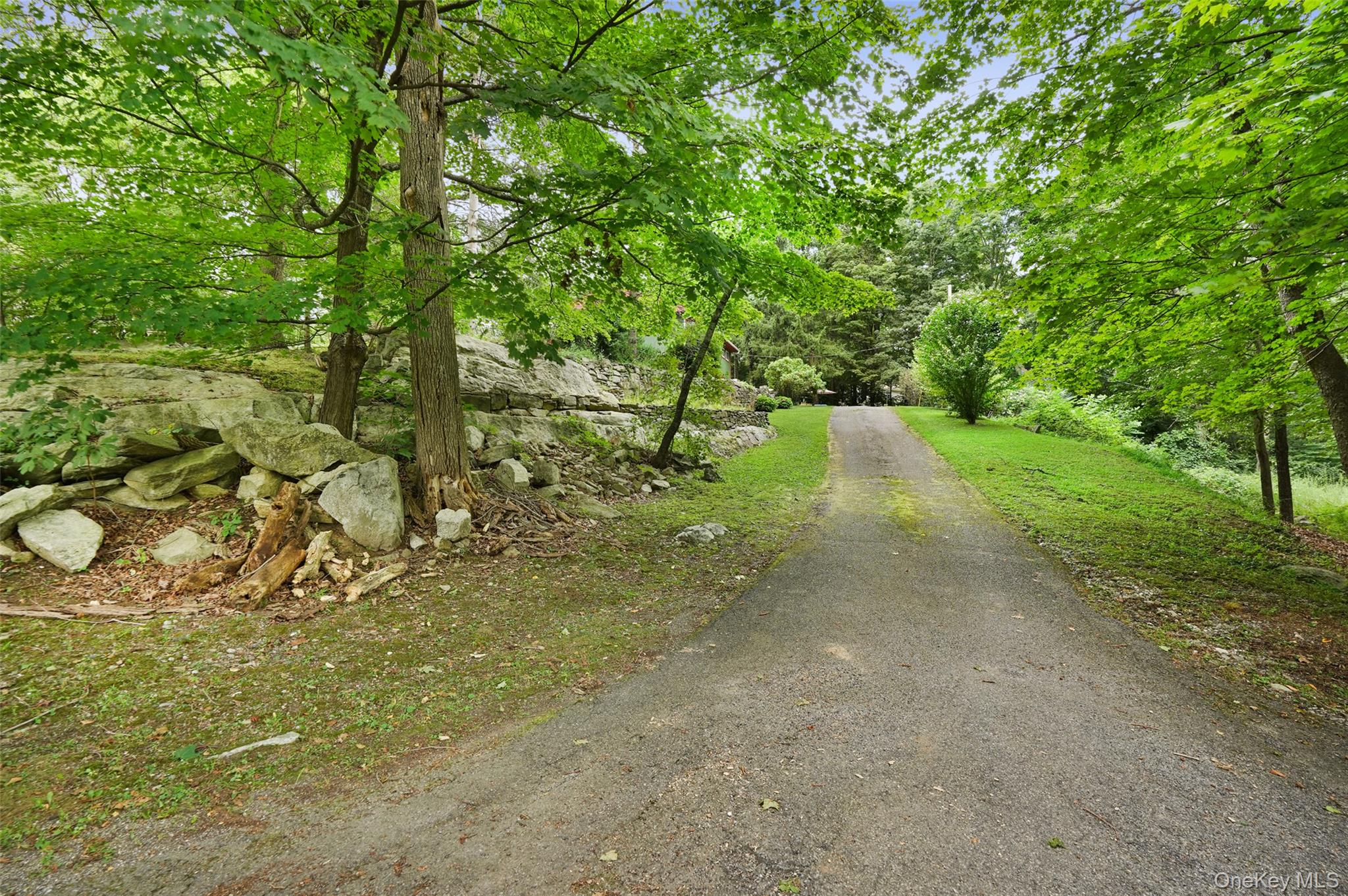 221 White Pond Road, Stormville, NY 12582