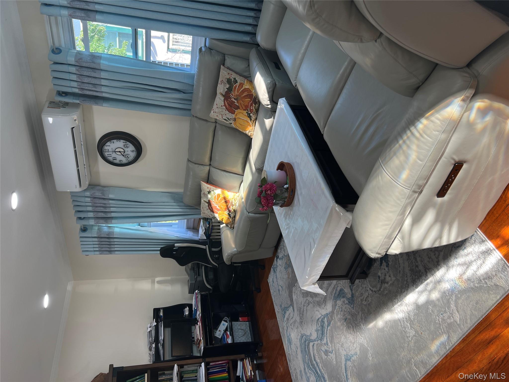 11608 196th Street, Saint Albans, NY 11412