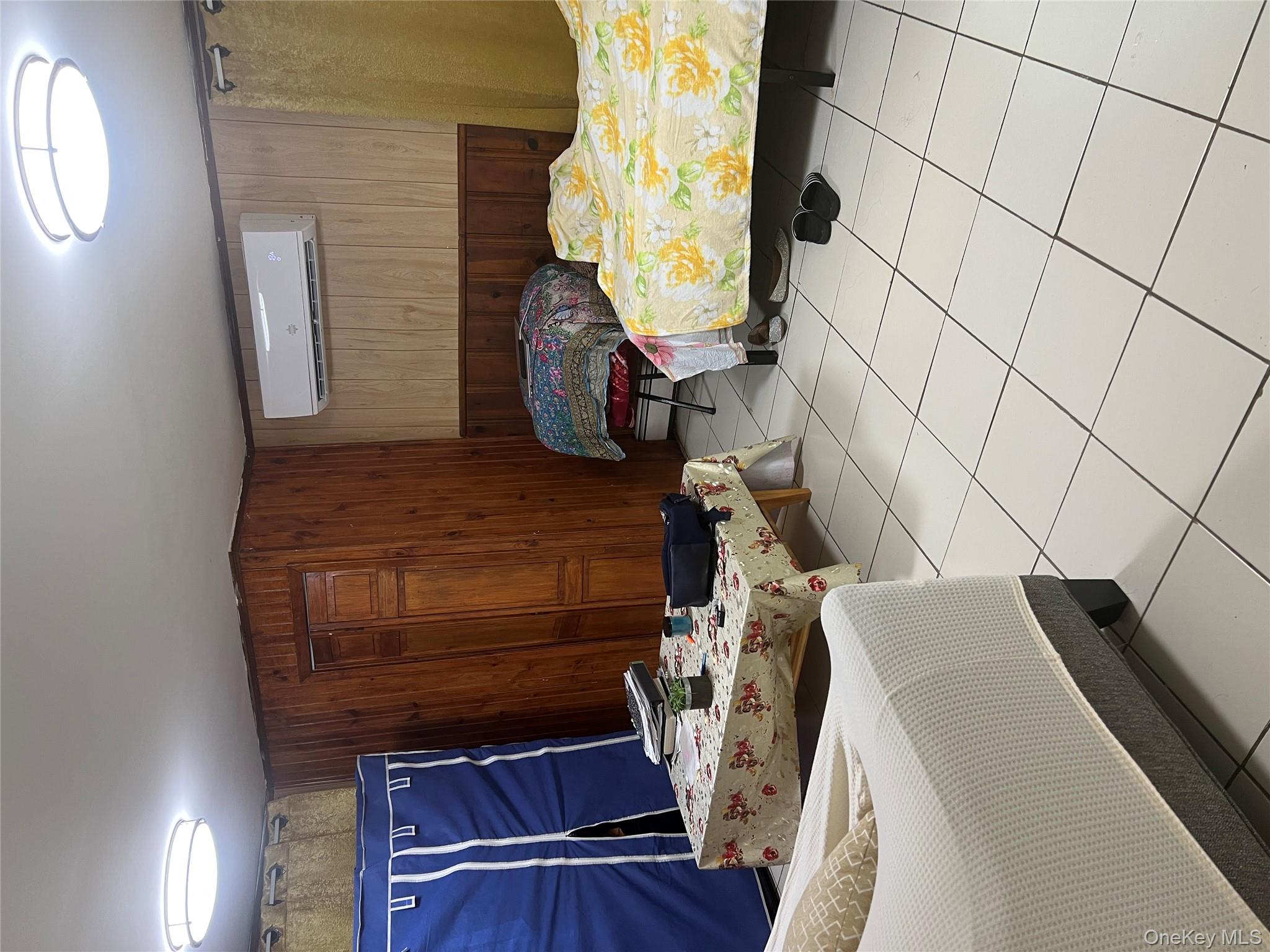 11608 196th Street, Saint Albans, NY 11412