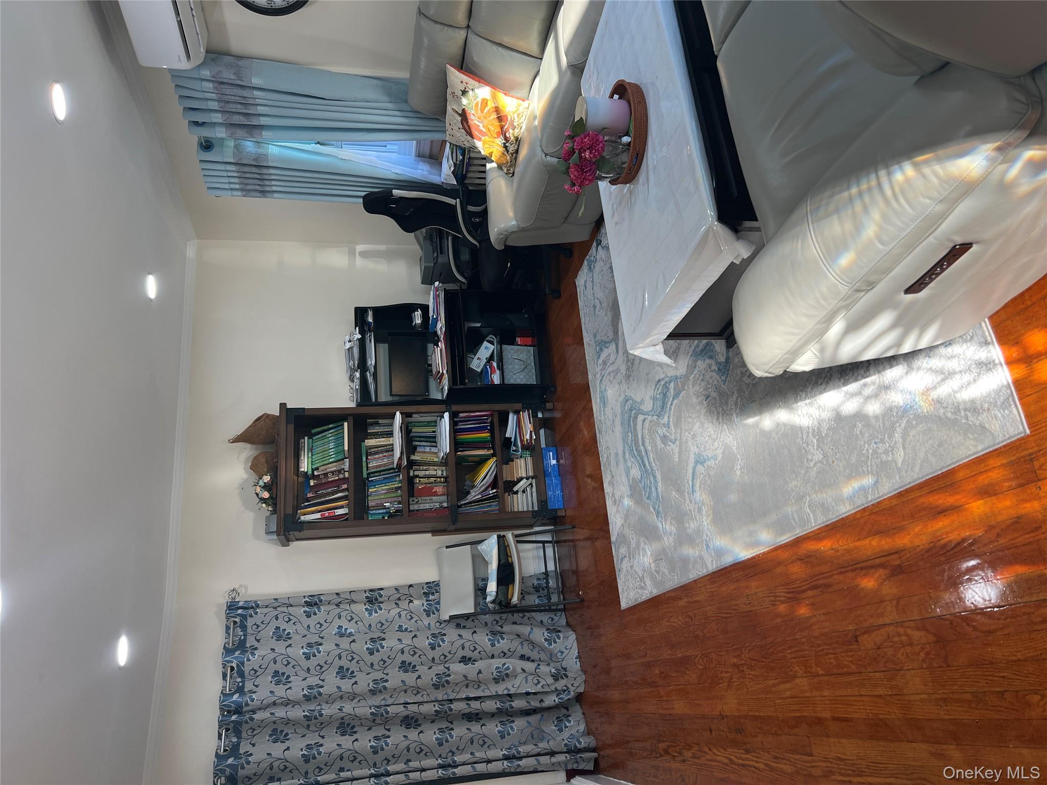 11608 196th Street, Saint Albans, NY 11412