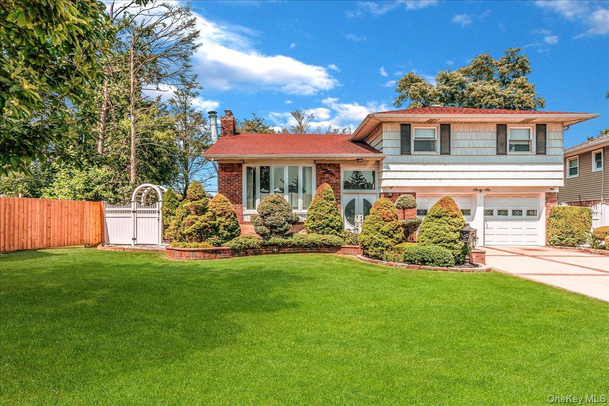 66 Rosalie Court, East Meadow, NY 11554