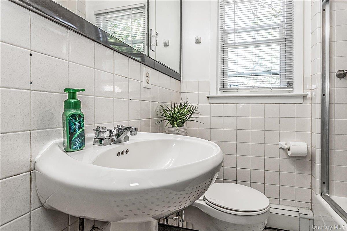 66 Rosalie Court, East Meadow, NY 11554