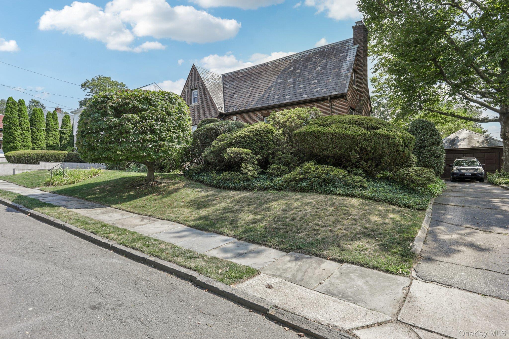 11 Corley Street, Yonkers, NY 10701