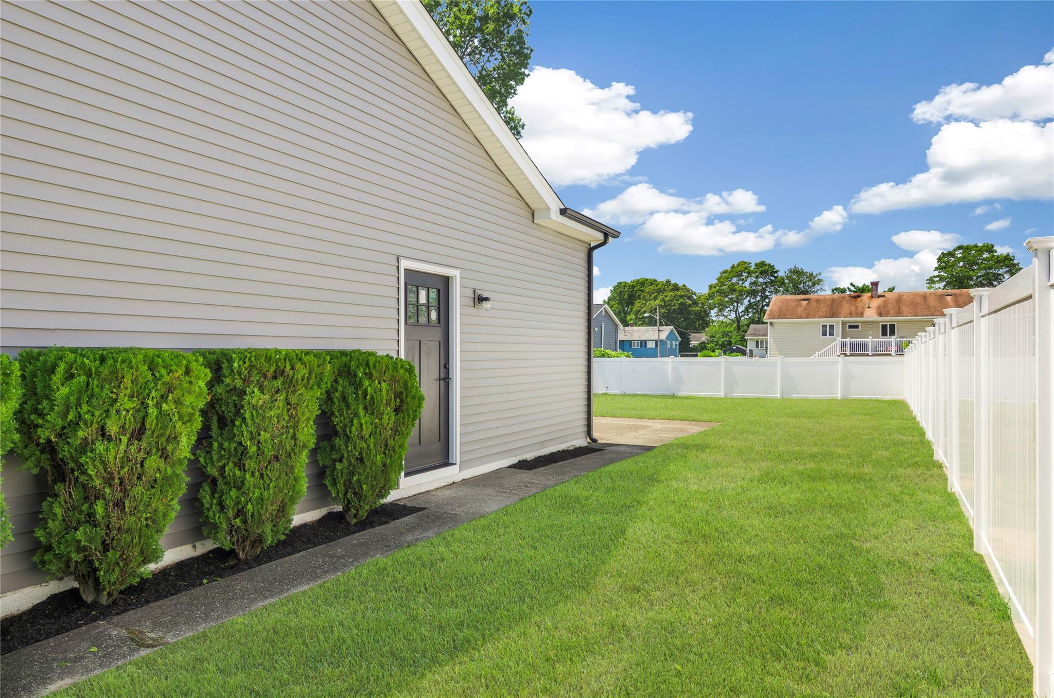 498 Belmore Avenue, East Islip, NY 11752