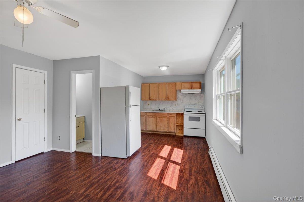 18 Sugarbush Lane, Coram, NY 11727