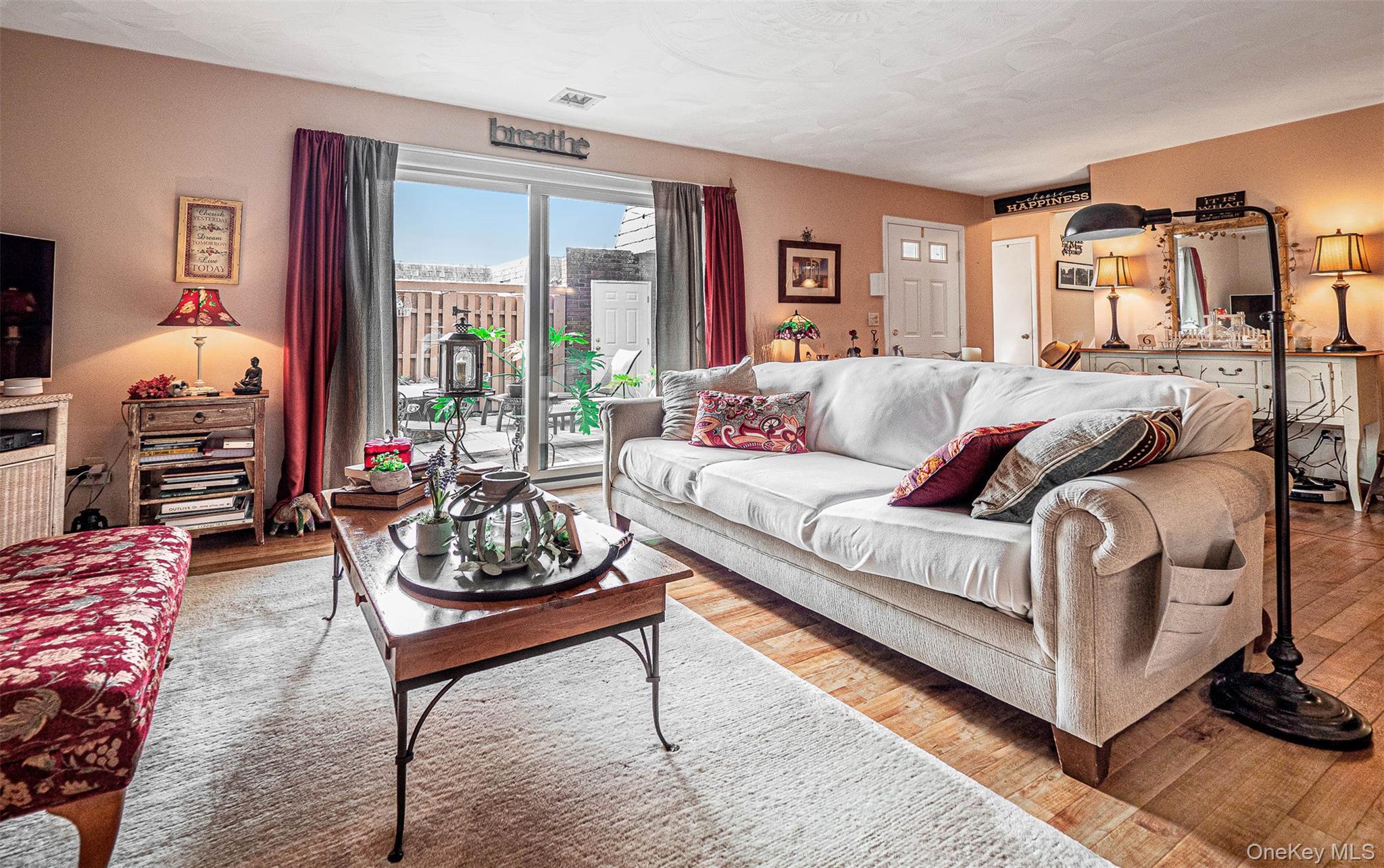 66 Laudaten Way, Warwick, NY 10990