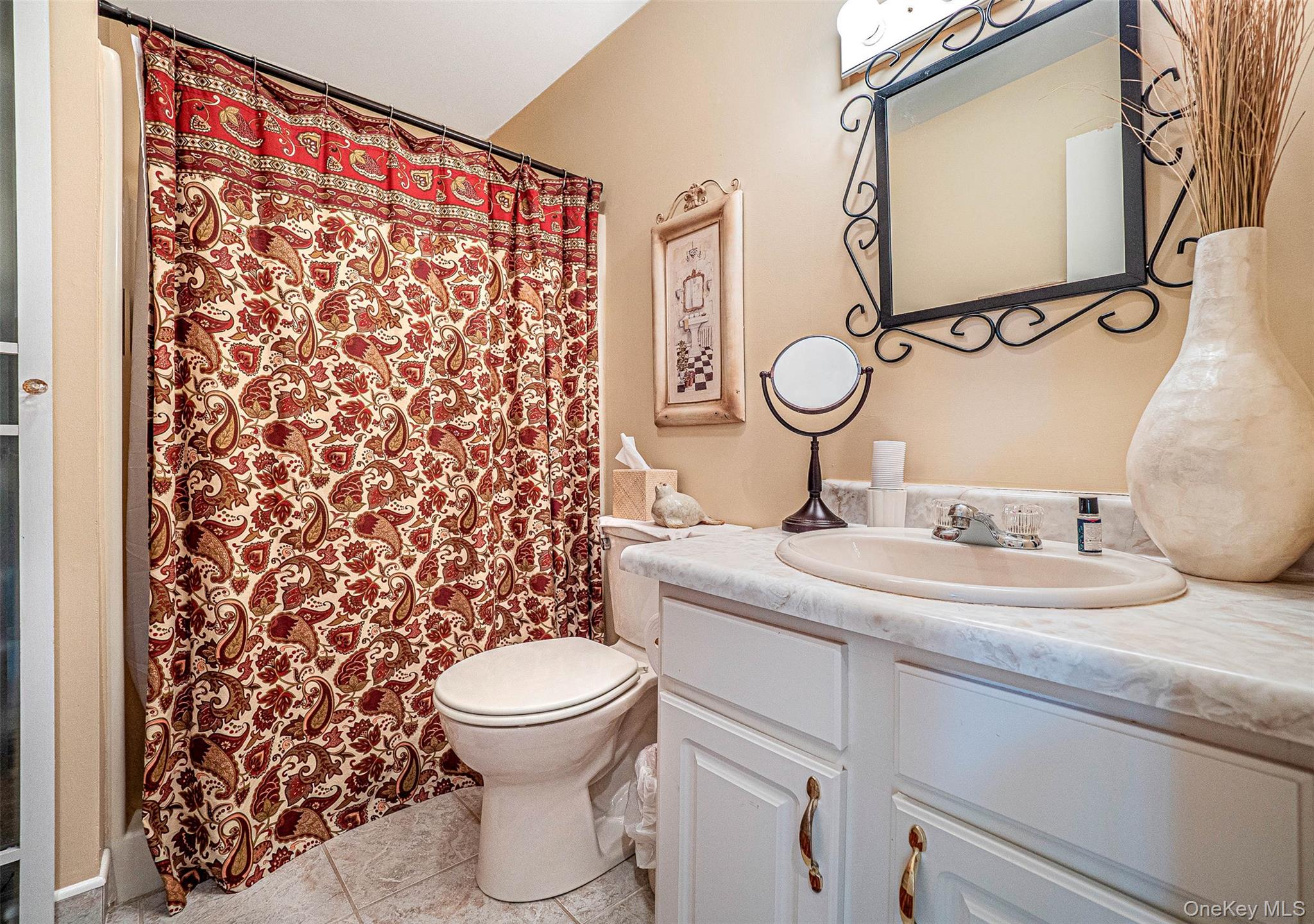 66 Laudaten Way, Warwick, NY 10990