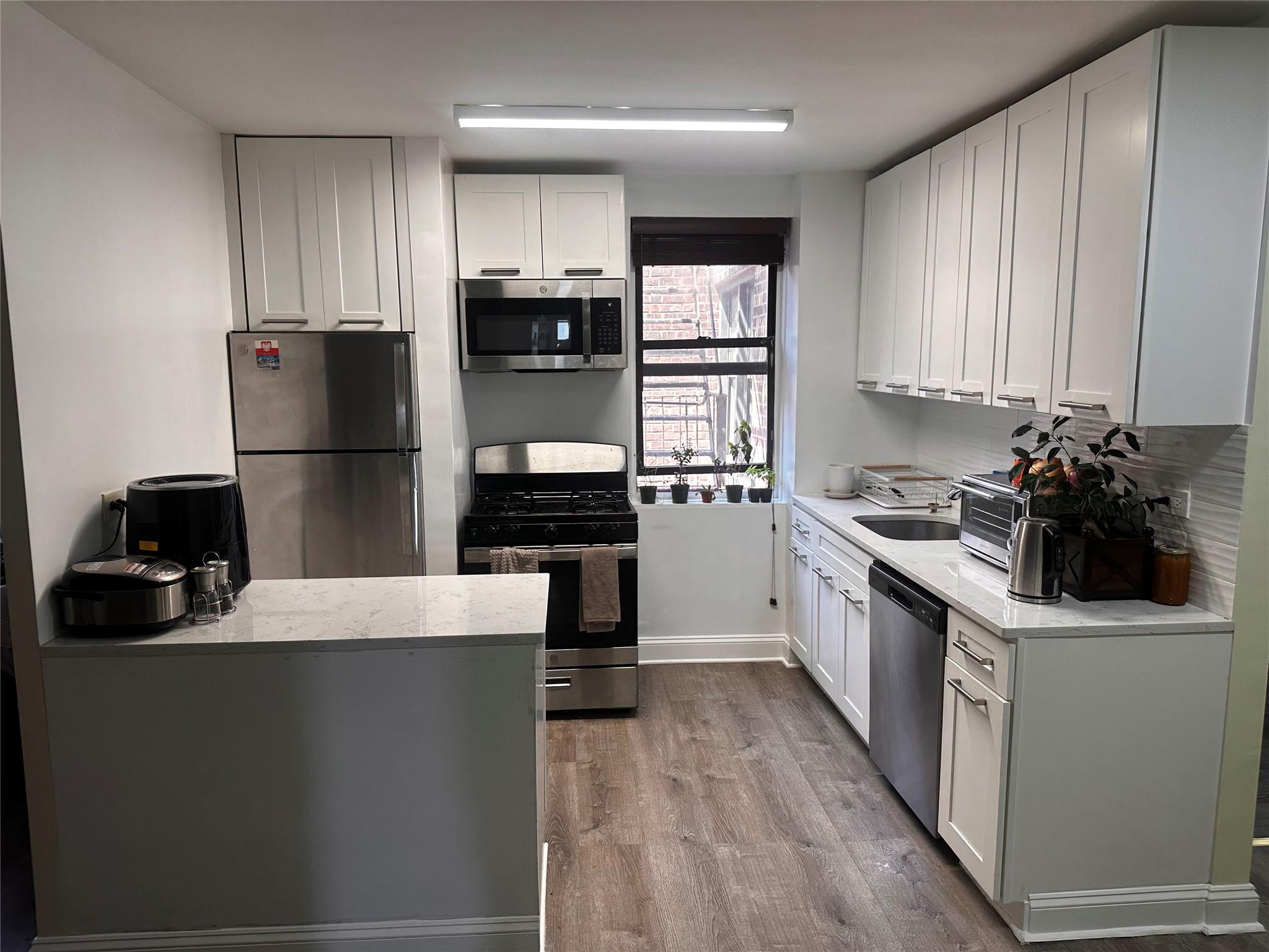 2640 Marion Avenue # 4E, Bronx, NY 10458