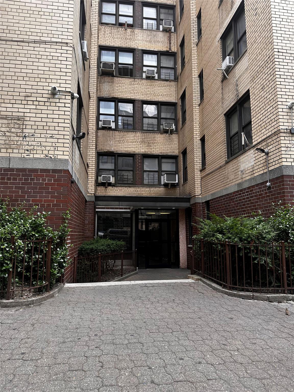 2640 Marion Avenue # 4E, Bronx, NY 10458