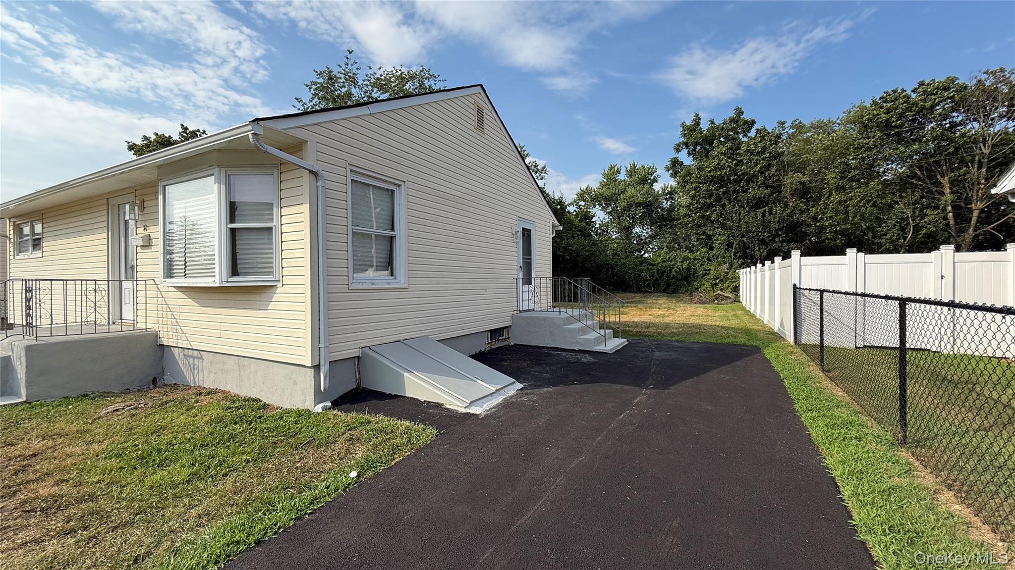 32 Penndale Drive, Amityville, NY 11701