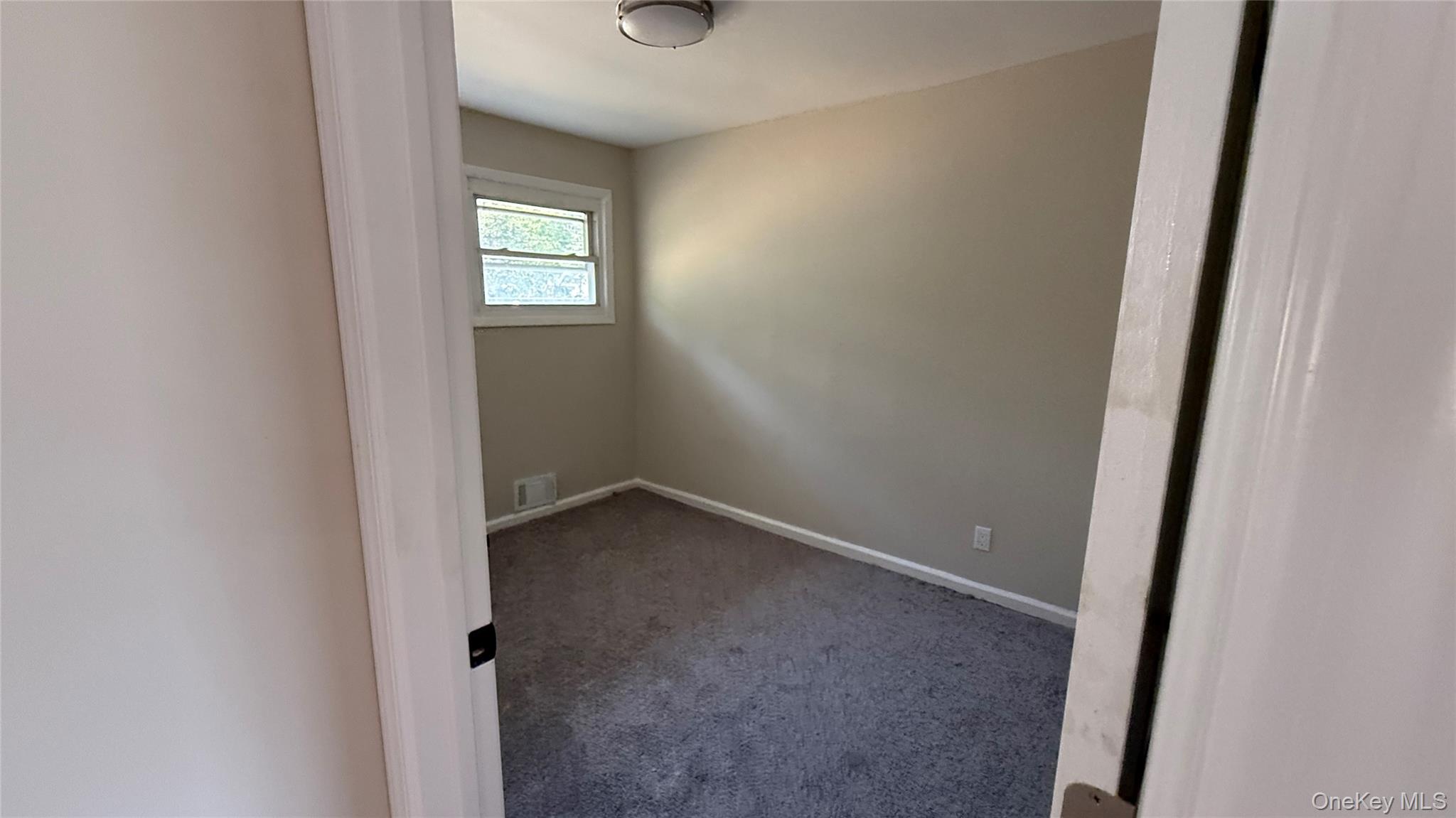 32 Penndale Drive, Amityville, NY 11701