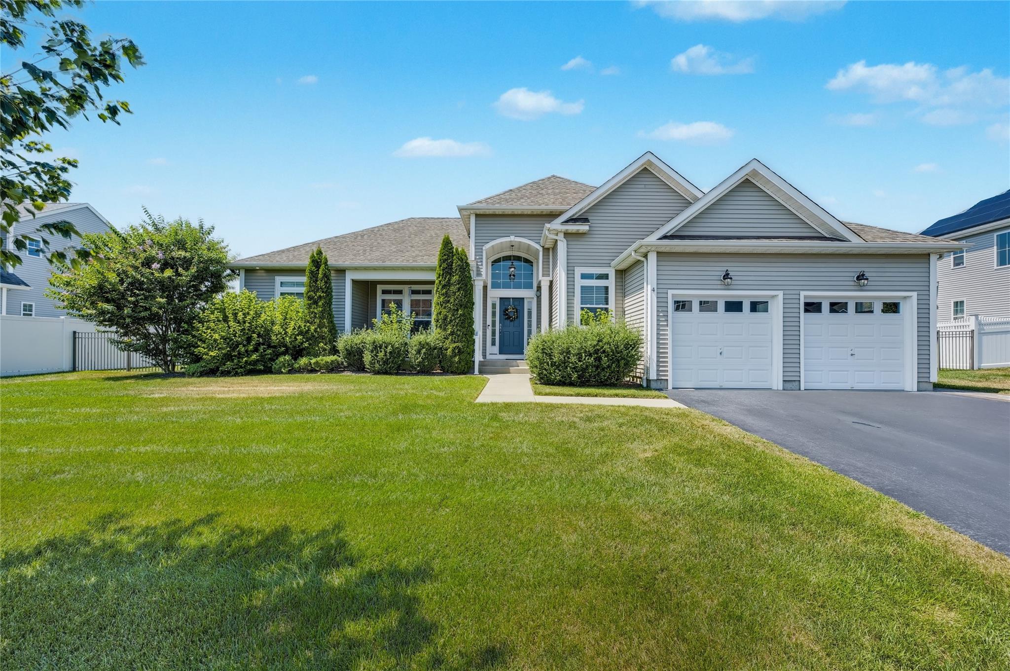 4 Lilac Lane, Ridge, NY 11961
