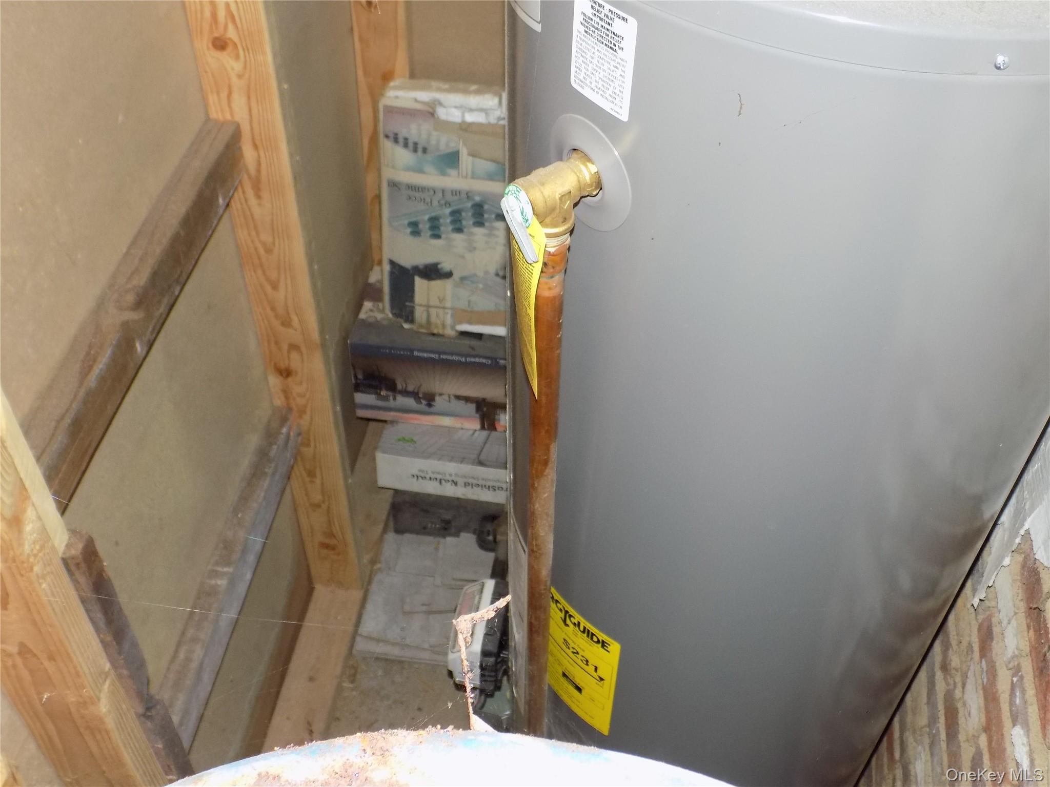 15 Thompson Street, Poughkeepsie, NY 12601