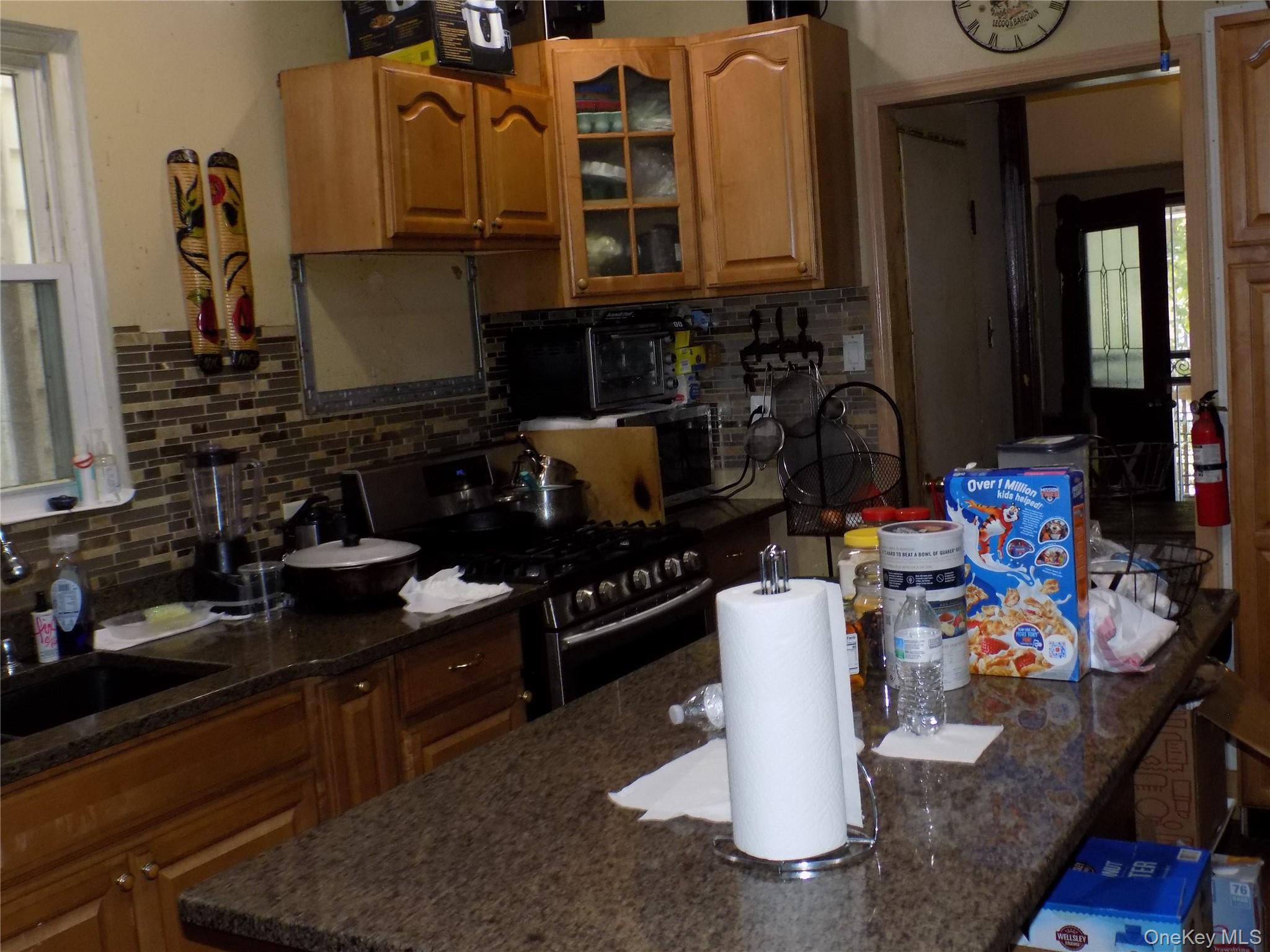 15 Thompson Street, Poughkeepsie, NY 12601