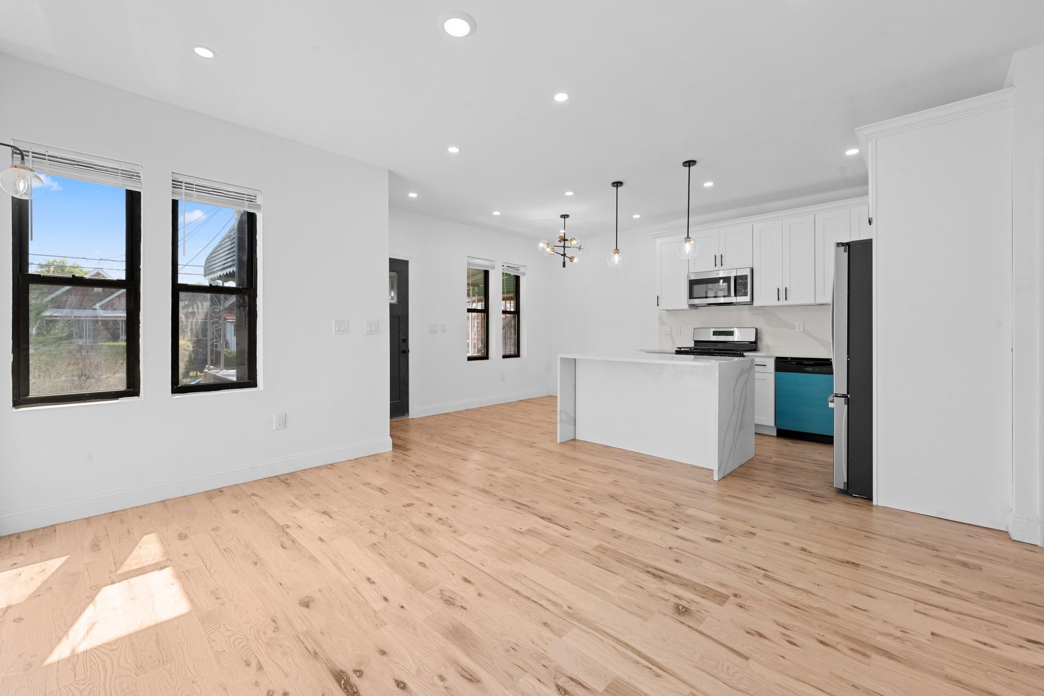 663 E 92nd Street, Brooklyn, NY 11236