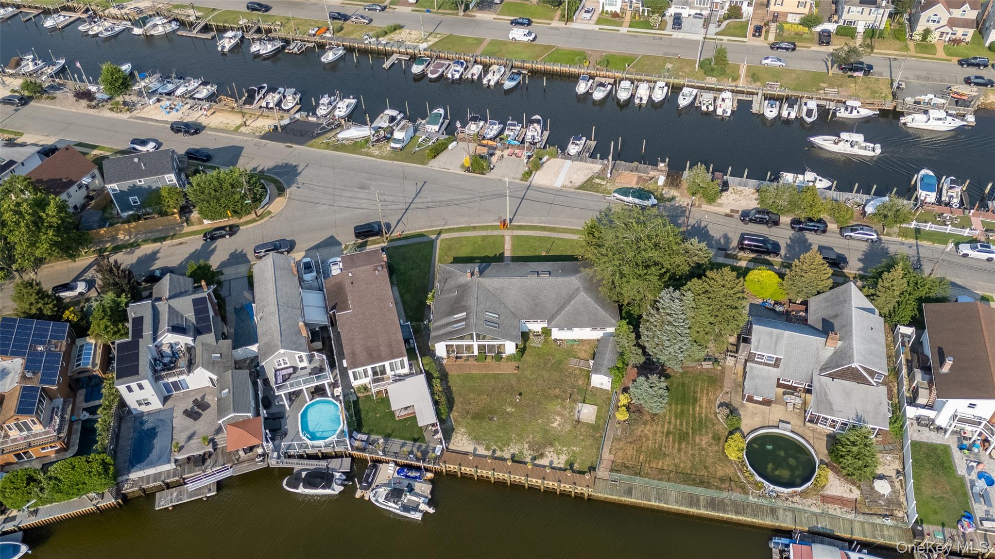 2436 Hempstead Lane, Wantagh, NY 11793