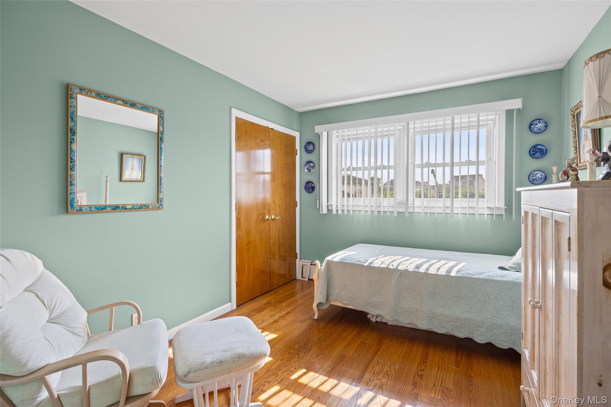 2436 Hempstead Lane, Wantagh, NY 11793