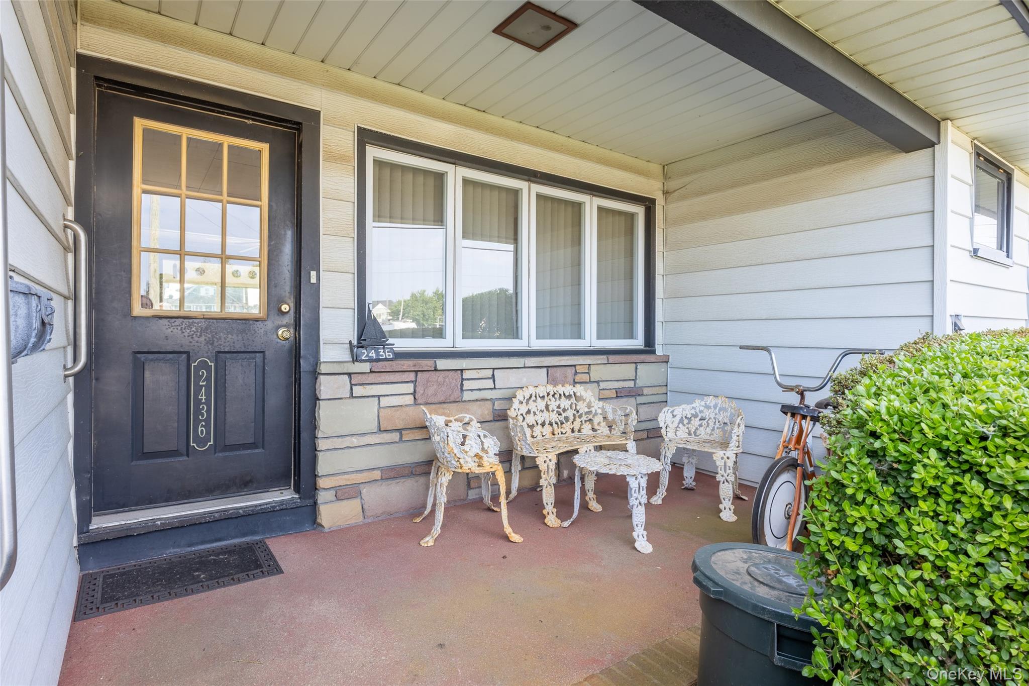 2436 Hempstead Lane, Wantagh, NY 11793