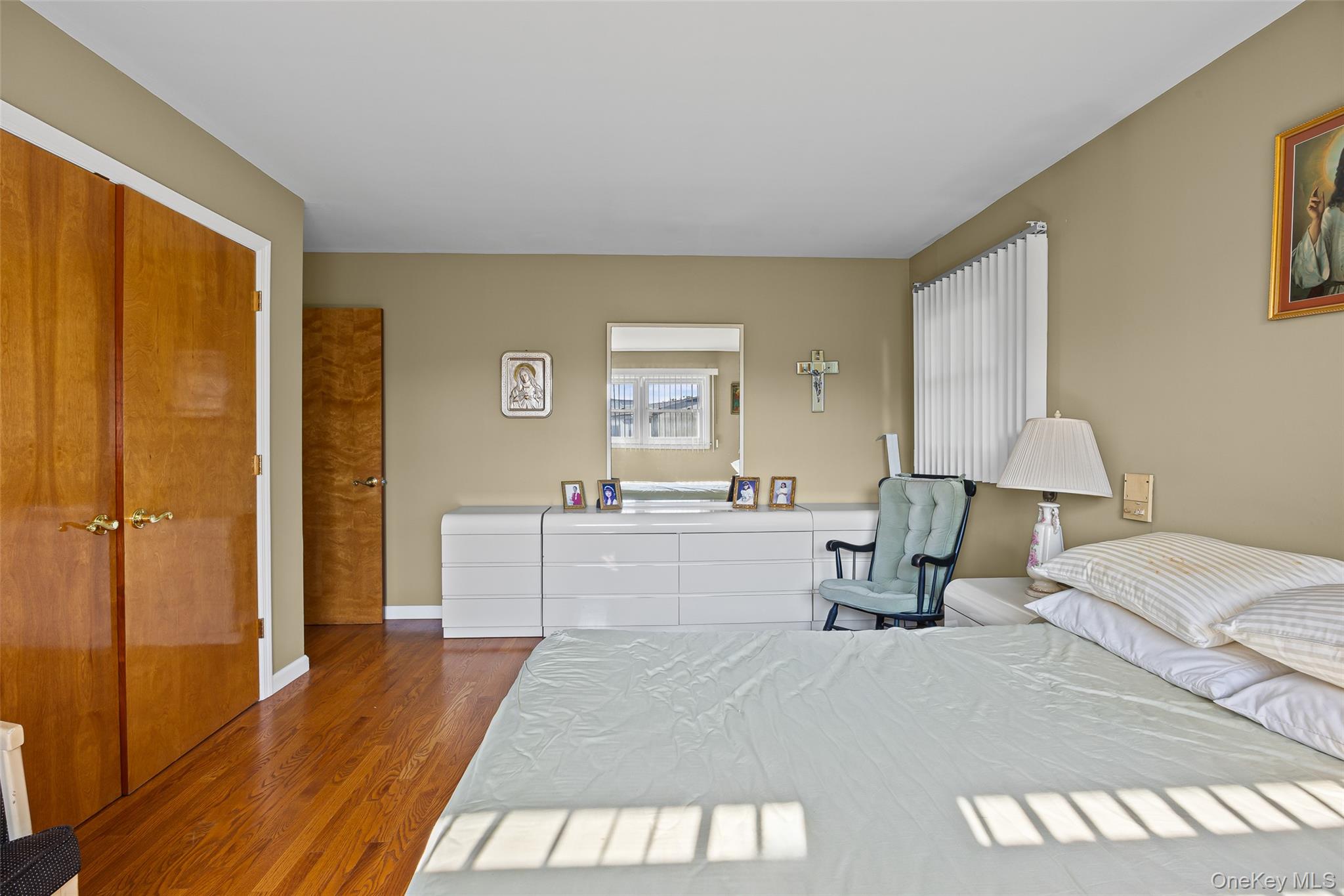 2436 Hempstead Lane, Wantagh, NY 11793