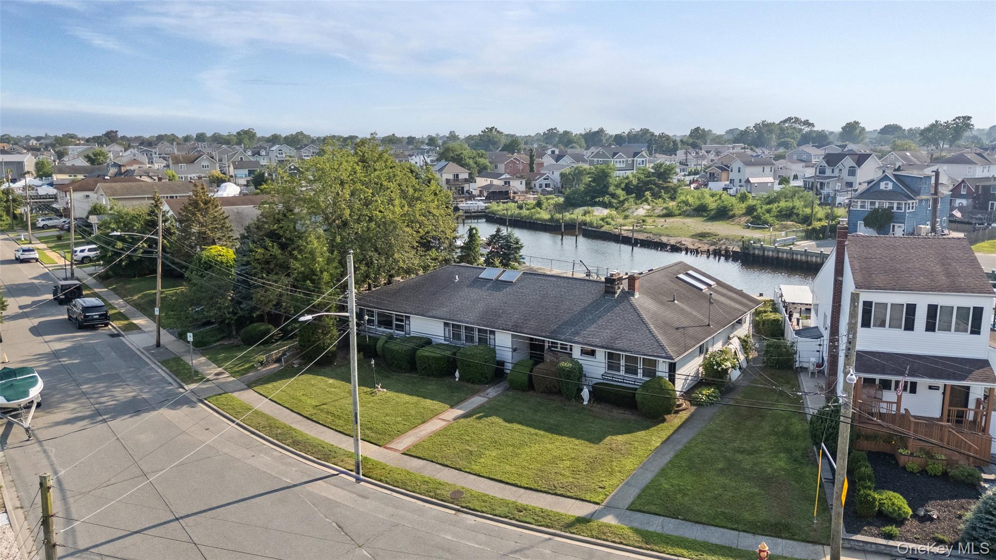 2436 Hempstead Lane, Wantagh, NY 11793