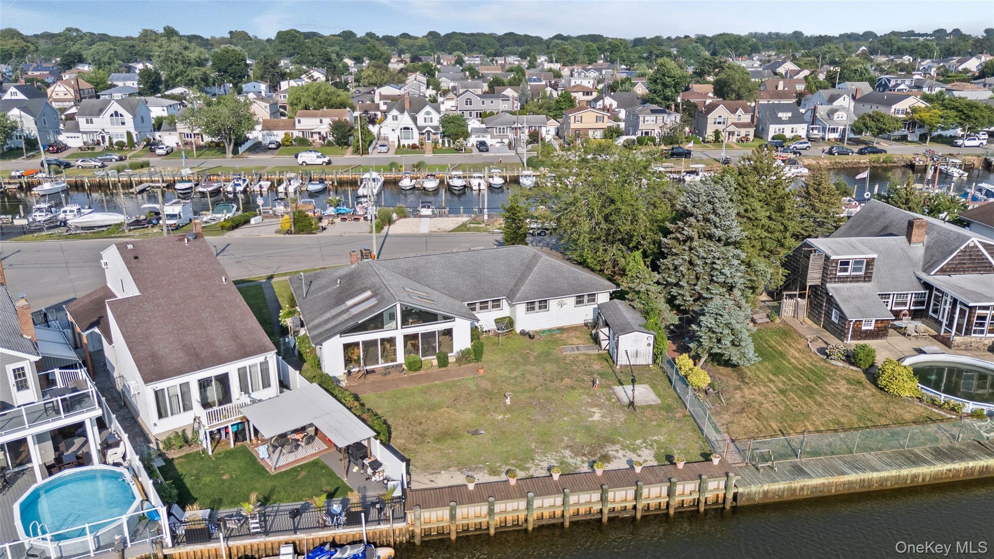 2436 Hempstead Lane, Wantagh, NY 11793