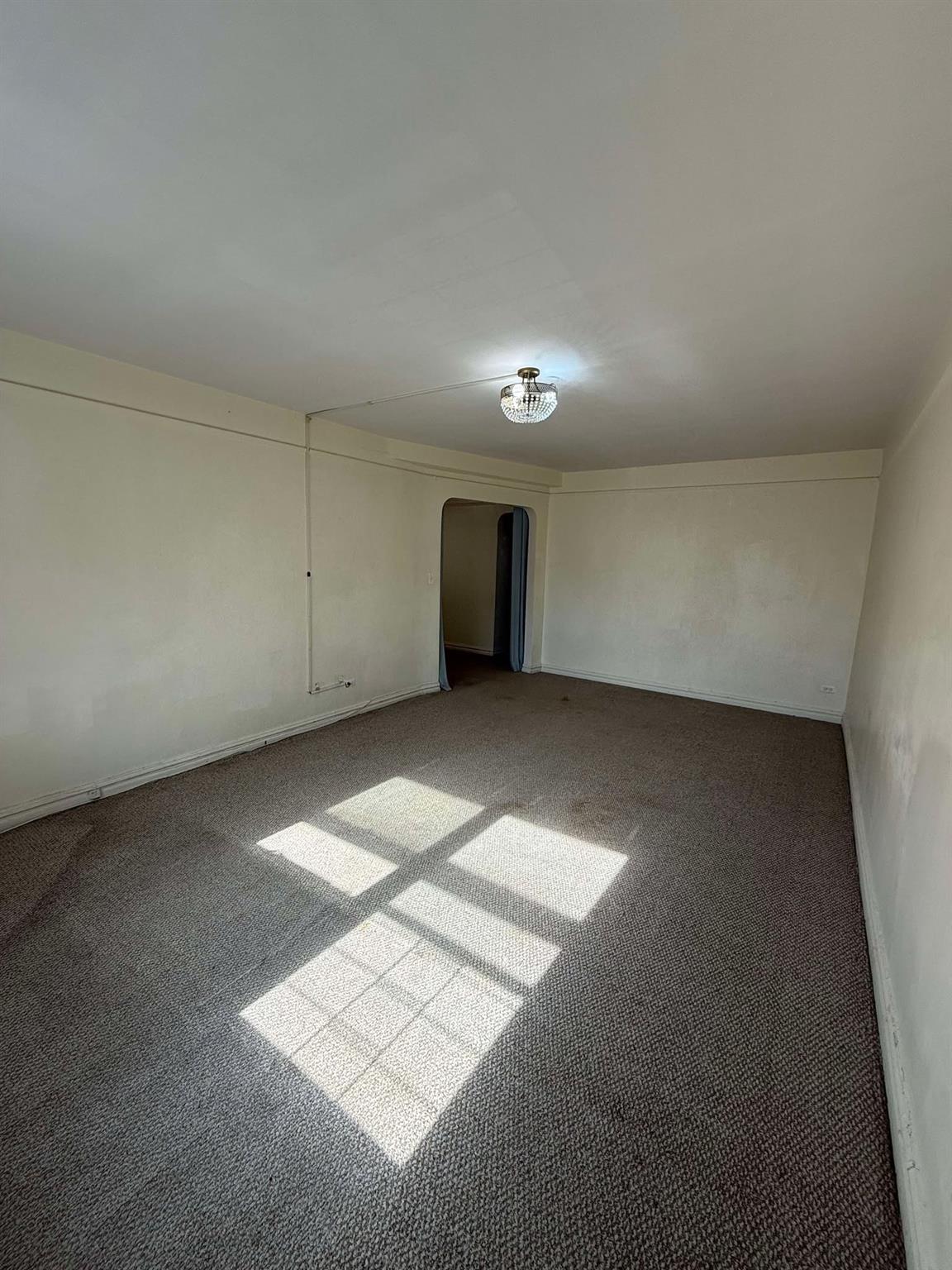 61-41 Saunders Street # B49, Rego Park, NY 11374