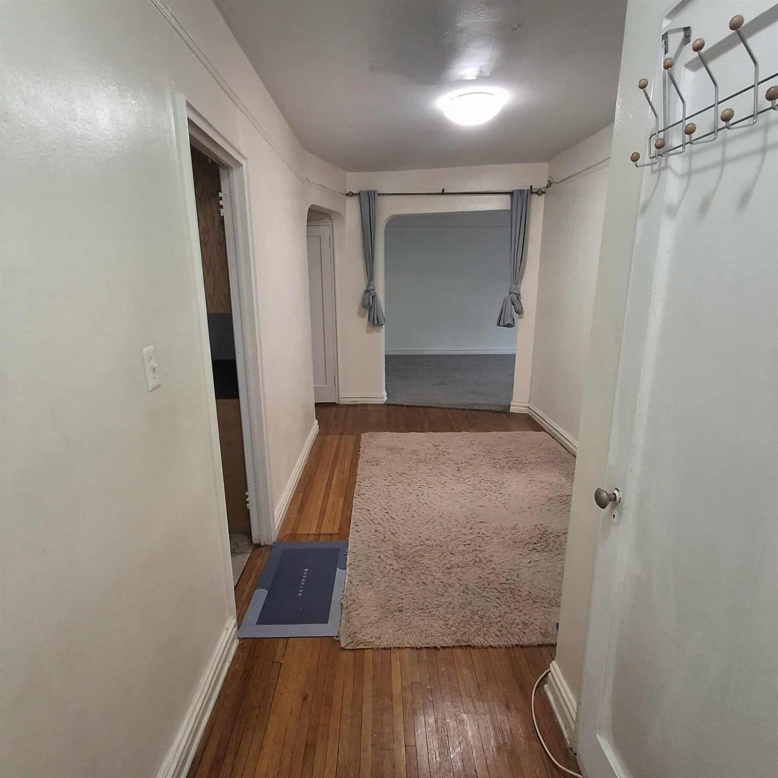 61-41 Saunders Street # B49, Rego Park, NY 11374