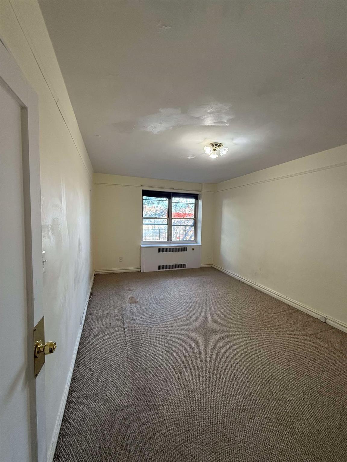 61-41 Saunders Street # B49, Rego Park, NY 11374