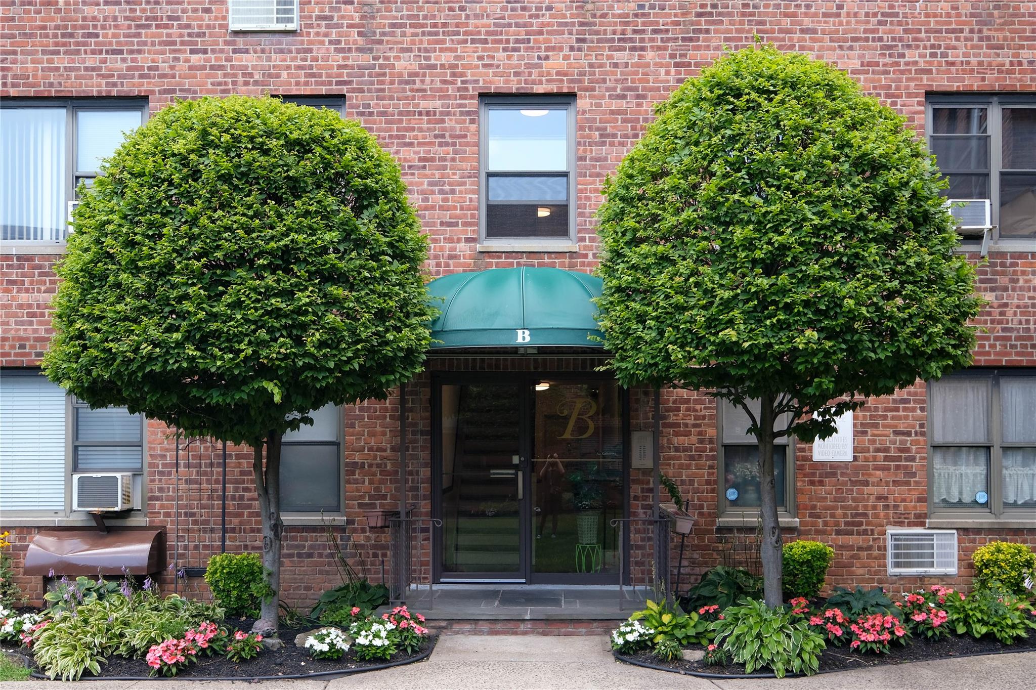 320 Atlantic Avenue # B4, East Rockaway, NY 11518