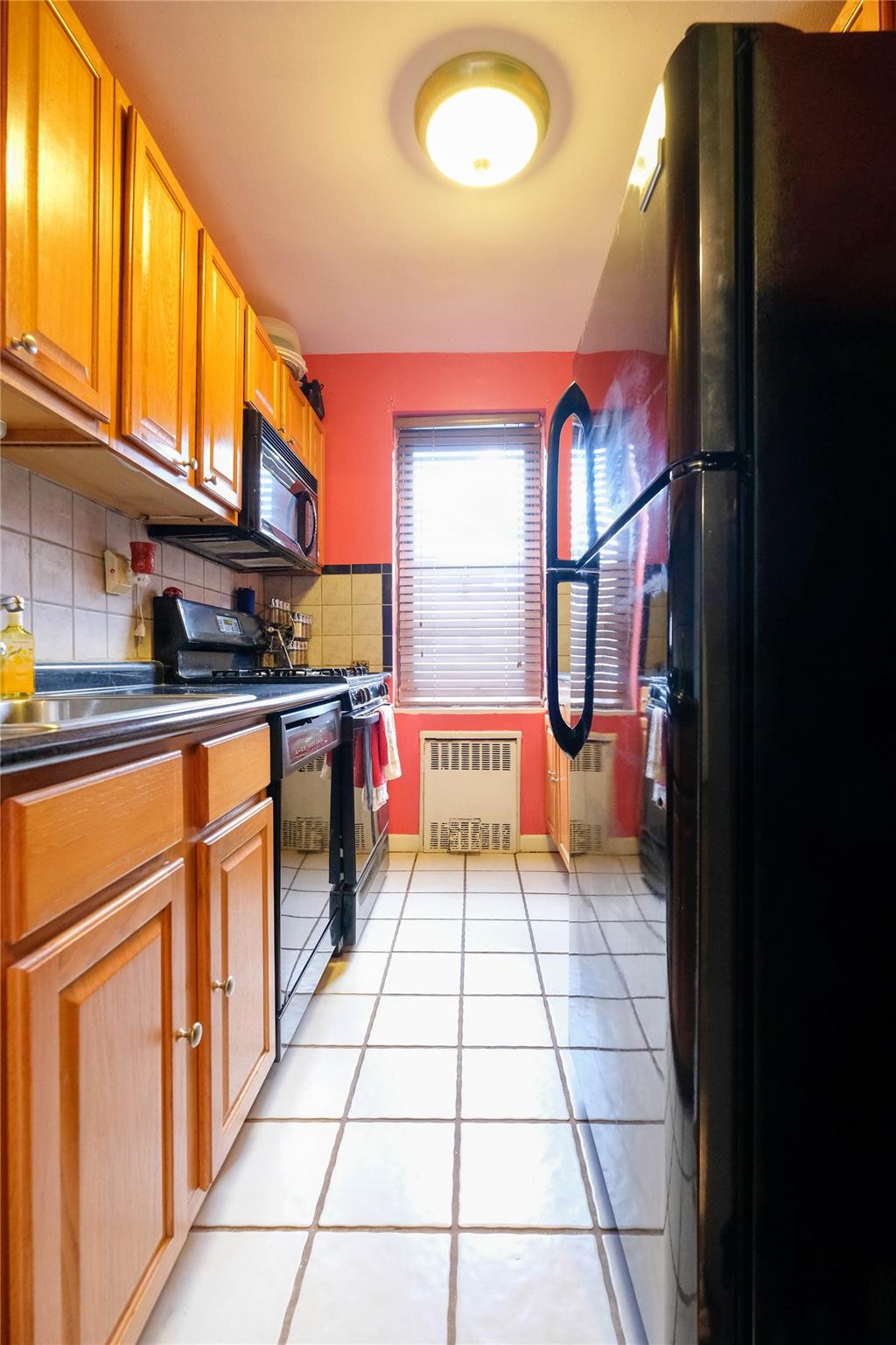 320 Atlantic Avenue # B4, East Rockaway, NY 11518