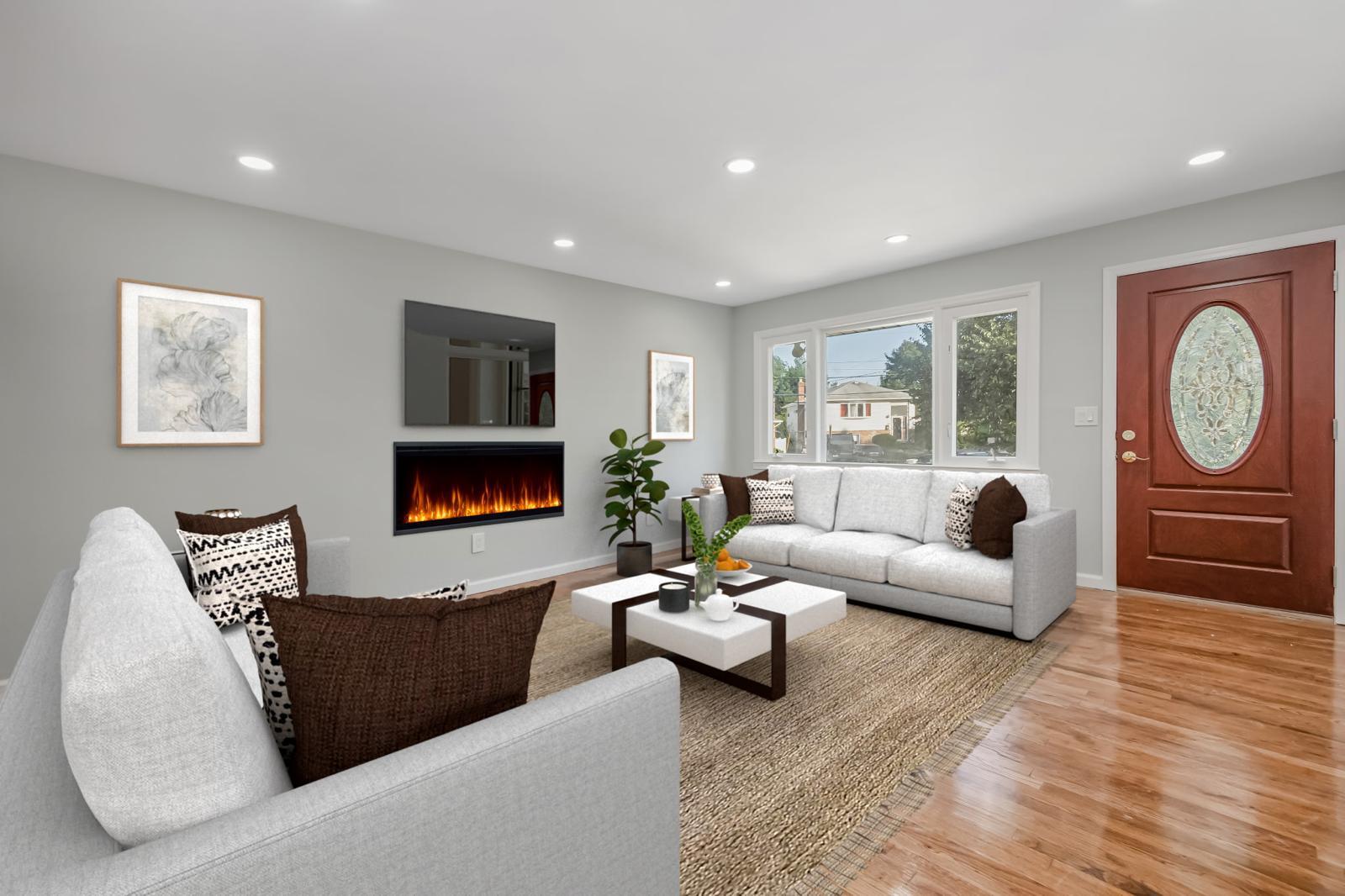 594 Fenworth Boulevard, Franklin Square, NY 11010