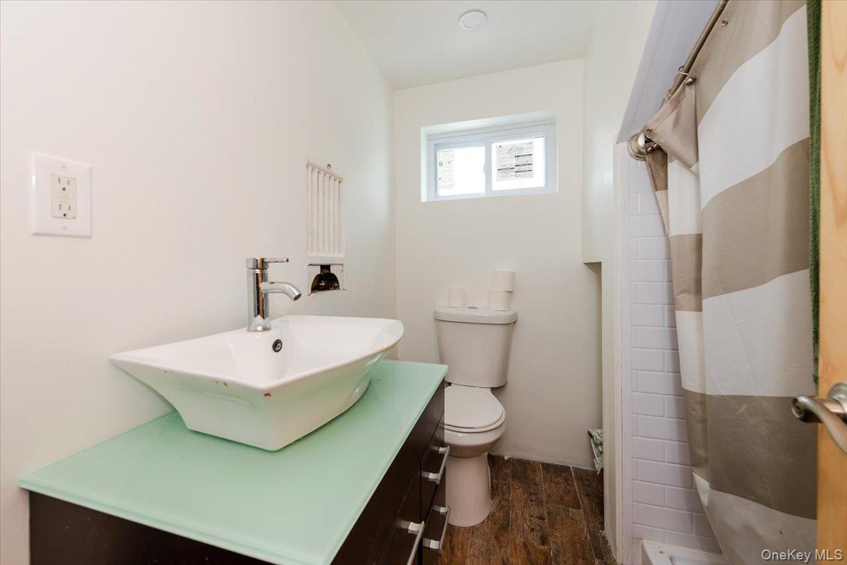 1321 Shore Drive, Bronx, NY 10465