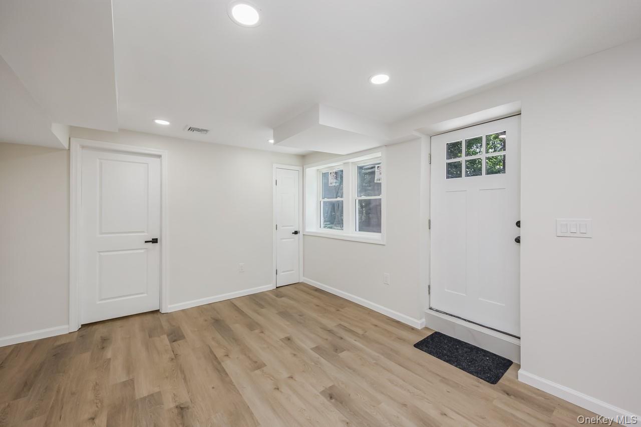 18 Maple Place, Huntington, NY 11743