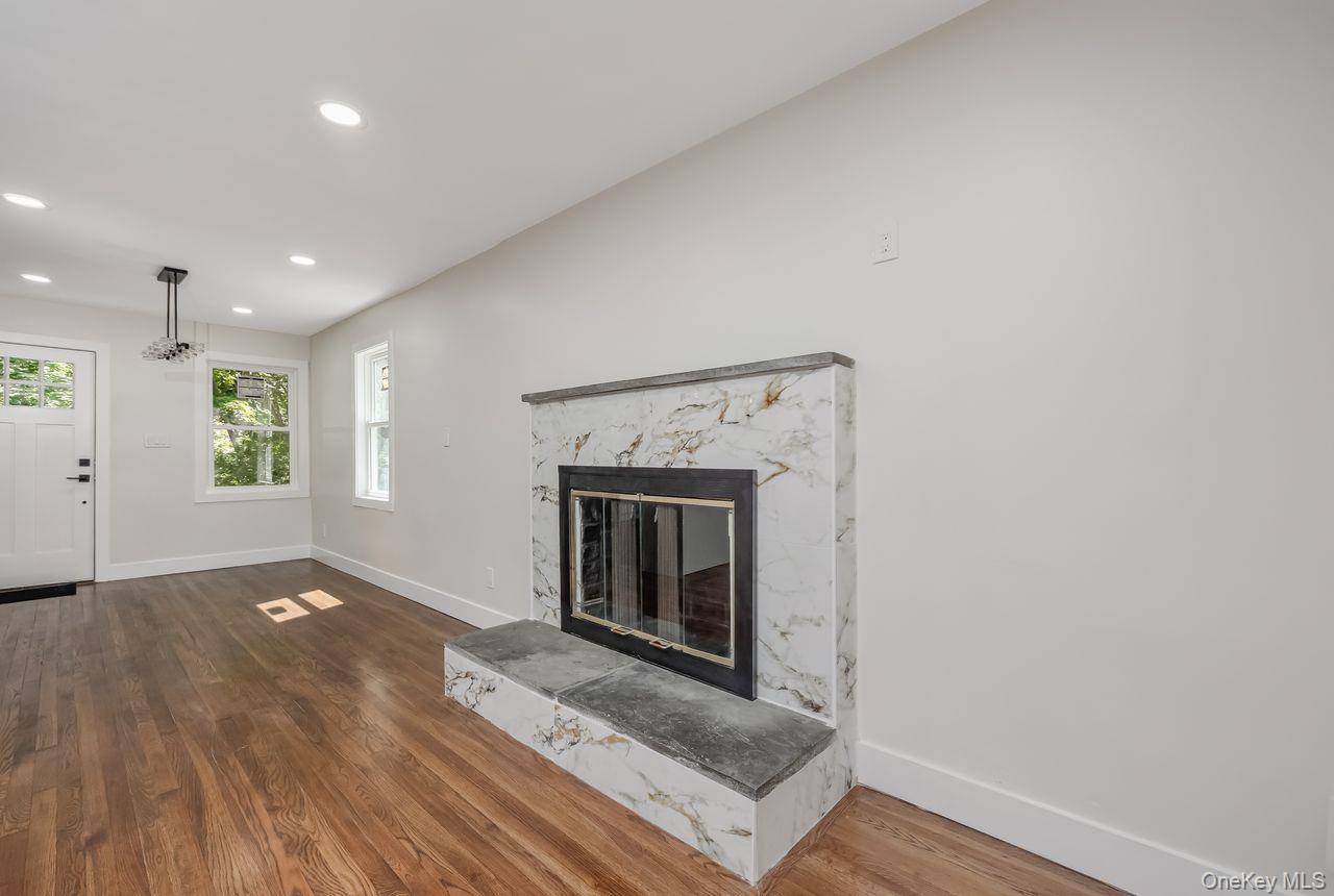 18 Maple Place, Huntington, NY 11743