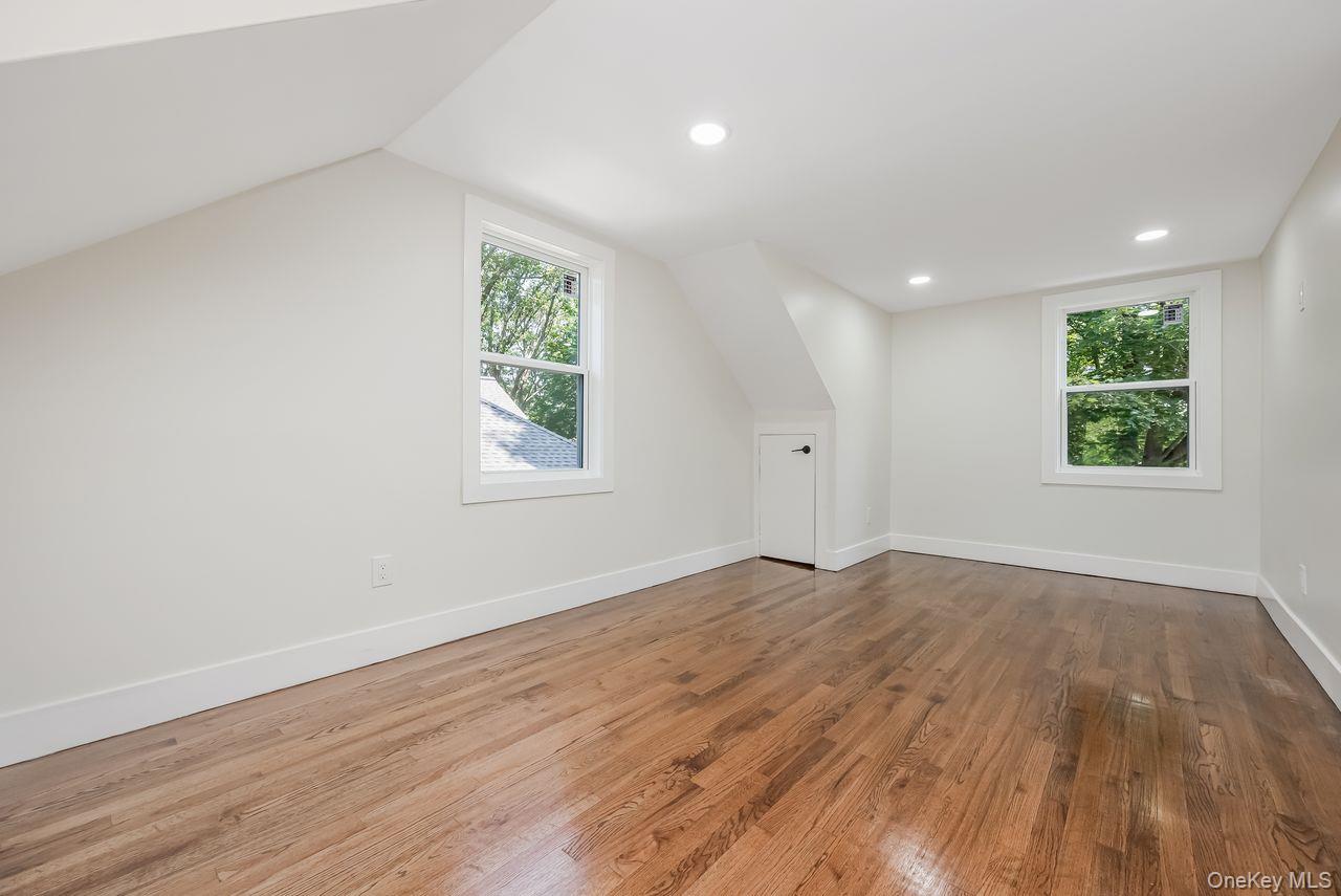 18 Maple Place, Huntington, NY 11743